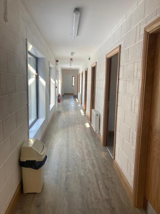 Achill Surf Centre Vandrarhem Bellanasally Exteriör bild