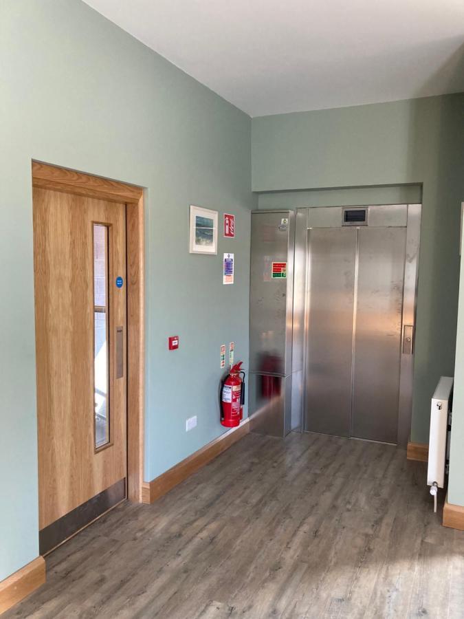 Achill Surf Centre Vandrarhem Bellanasally Exteriör bild